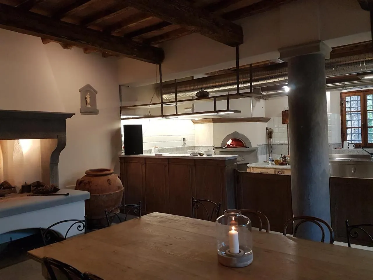 Castello Di Pratelli contacts
